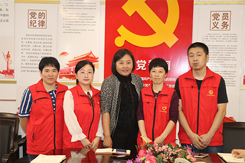 党建手拉手1.jpg